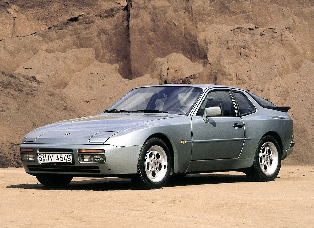 Porsche 944